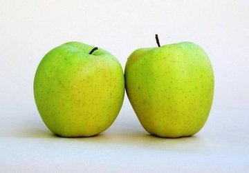 GOLDEN DELICIOUS